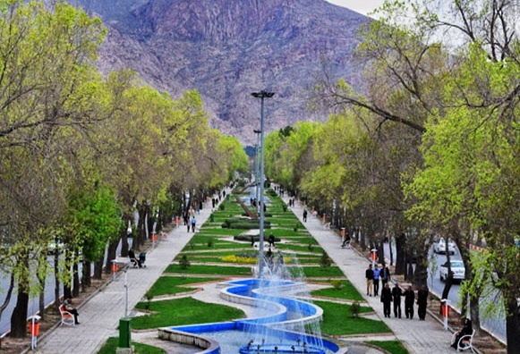 بلوار طاقبستان شاهرگ گردشگری شهری کرمانشاه