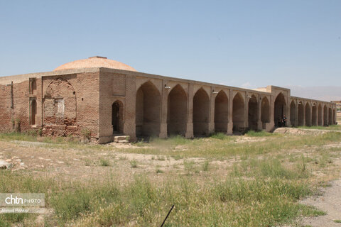 بازدید هیات کارشناسی سازمان اداری استخدامی کشور و مدیران وزارتخانه از اماکن تاریخی و فرهنگی استان البرز