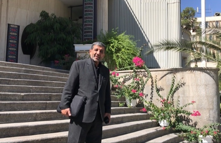 رفع موانع سرمایهگذاری در حوزه گردشگری با تصویب آییننامه در هیأت دولت/ نامزد انتخابات ریاست جمهوری نمیشوم رفع موانع سرمایهگذاری در حوزه گردشگری با تصویب آییننامه در هیأت دولت/ نامزد انتخابات ریاست جمهوری نمیشوم