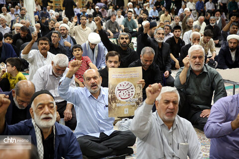 حضور پرشور مردم قم در تجمع پایانی راهپیمایی بزرگداشت قیام ۱۵ خرداد