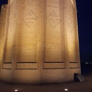 تکمیل نورپردازی بقعه تاریخی پیر مرادآباد مرکزی