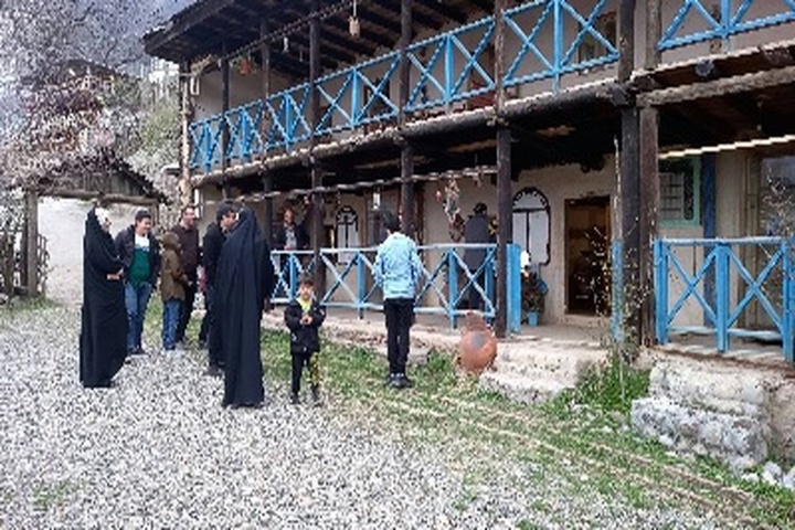 سمپوزیوم گردشگری و سرمایه گذاری سبز برگزار میشود سمپوزیوم گردشگری و سرمایه گذاری سبز برگزار میشود