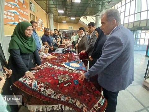 افتتاح نمایشگاه صنایع‌دستی در اولین روز هفته صنایع‌دستی در خدابنده