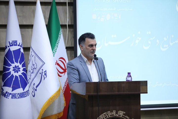 ادارهکل میراثفرهنگی خوزستان حلقه اتصال جامعه صنایعدستی به بدنه دولت است