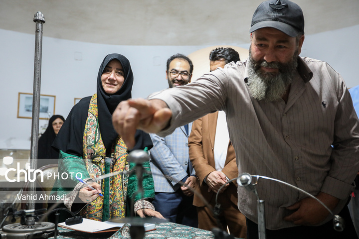 بازدید مریم جلالی از کارگاه های صنایع دستی ورامین