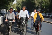 همایش دوچرخه‌سواری به‌مناسبت هفته صنایع دستی در یزد