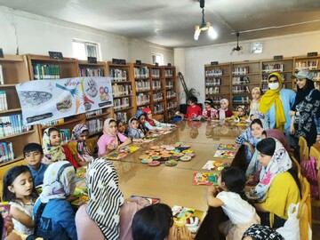 برگزاری مسابقه نقاشی روی سفال در روستای دستجرد لالجین
