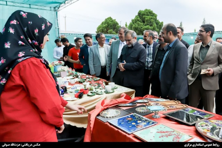 هجدهمین نمایشگاه گل و گیاهان زینتی در شهر گلهای مرکزی افتتاح شد