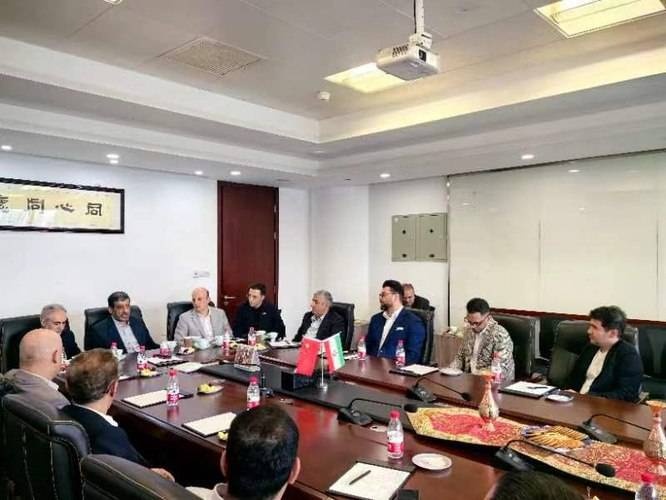 تقویت زمینه توسعه گردشگری میان ایران و کشورهای هدف/ فراهمسازی ابزار مالی و کارتهای اعتباری برای مسافران ایران و چین/ بازاریابی و بازارسازی برای صنایعدستی در کشورهای مختلف تقویت زمینه توسعه گردشگری میان ایران و کشورهای هدف/ فراهمسازی ابزار مالی و کارتهای اعتباری برای مسافران ایران و چین/ بازاریابی و بازارسازی برای صنایعدستی در کشورهای مختلف