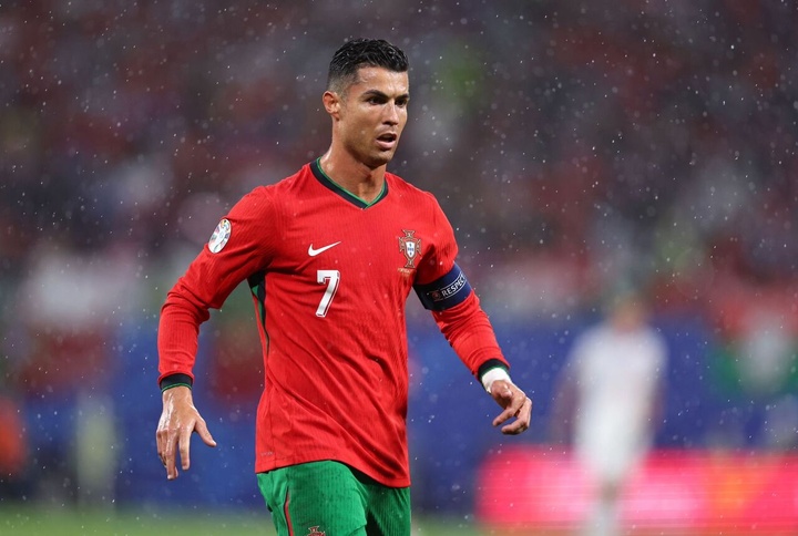 فیگور مدل فوتبال طرح رونالدو تیم ملی پرتغال کد 7