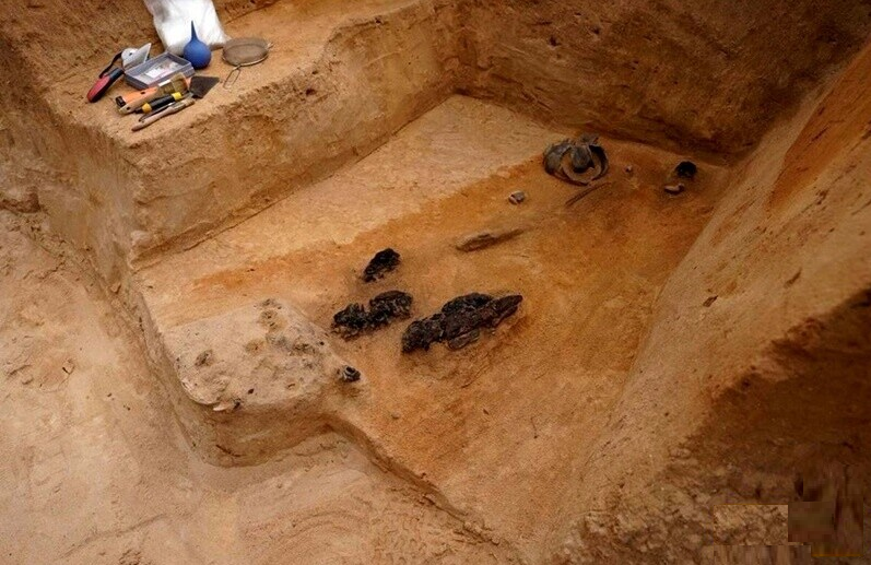 کشف جسد ۶۰۰ ساله در زیر یک پارک در لیتوانی