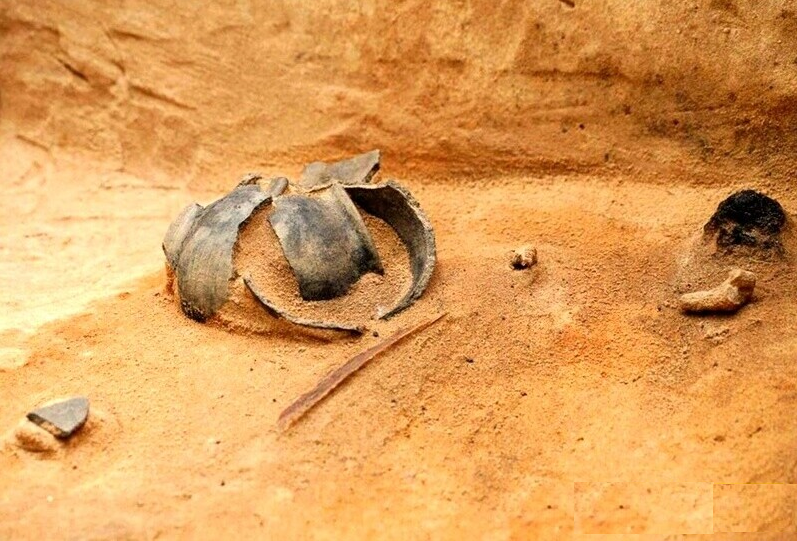 کشف جسد ۶۰۰ ساله در زیر یک پارک در لیتوانی