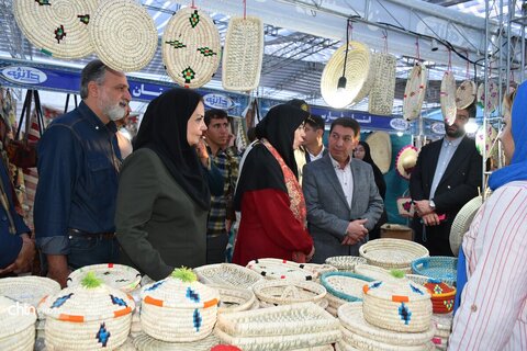بازدید معاون صنایع‌دستی کشور از دهمین نمایشگاه سراسری صنایع‌دستی خراسان شمالی