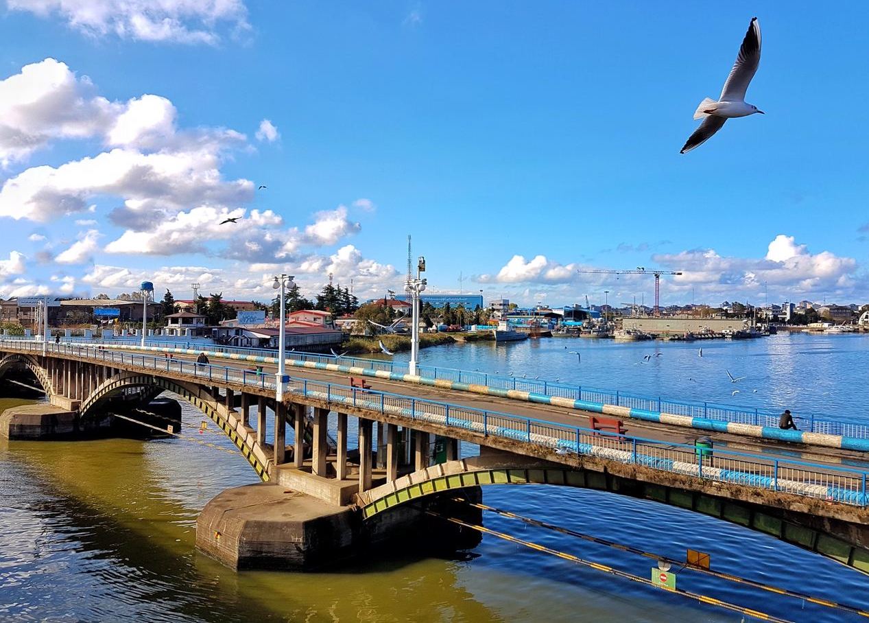 قلعهها و پلهای تاریخی گیلان با سازههای قجری