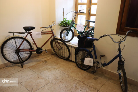 نمایشگاه دوچرخه‌های کلاسیک در شهرستان بناب