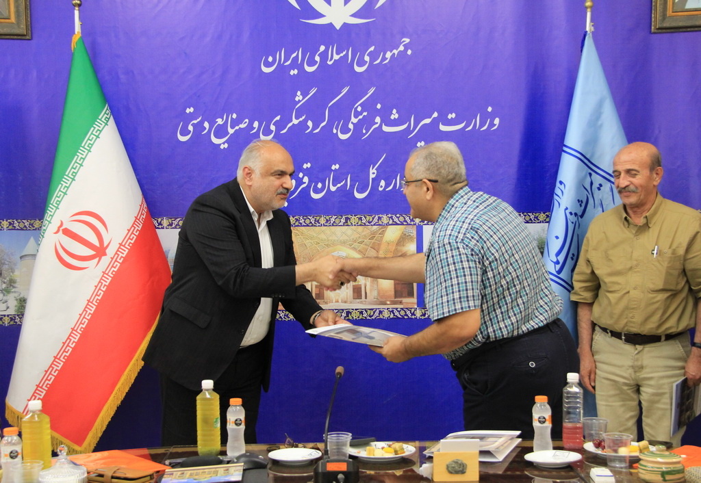 آغاز به کار انجمن خیرین میراثفرهنگی در استان قزوین/ انجمن خیرین میراثفرهنگی در راستای مشارکت در احیا و مرمت بناهای تاریخی فعالیت میکند