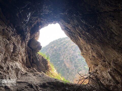 غار درچفت روستای فرنگ