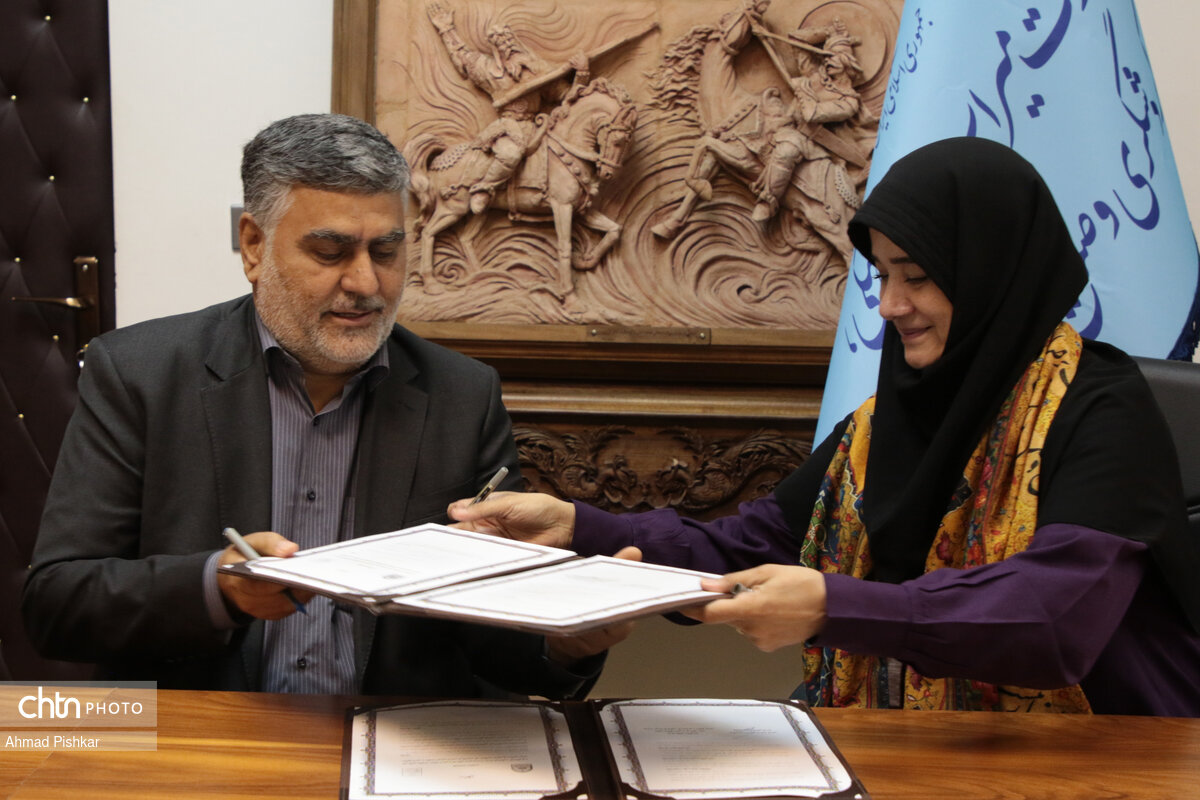 ویژگی خانواده محوری صنایعدستی میتواند ساحتهای اجتماعی، فرهنگی و اقتصادی را تضمین کند/ ابلاغ تفاهمنامه به همه استانها