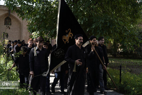 آیین سنتی طشت گذاری در پایگاه میراث جهانی شیخ صفی الدین اردبیلی