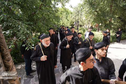 آیین سنتی طشت گذاری در پایگاه میراث جهانی شیخ صفی الدین اردبیلی