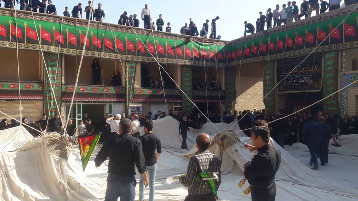 آیین پوش‌کشی حسینیه چرخاب، آیین محرمی ۱۲۰ ساله در اردکان