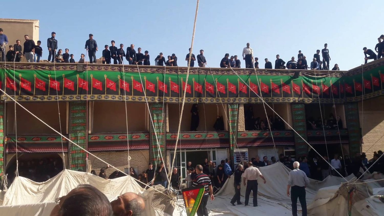 آیین پوش‌کشی حسینیه چرخاب، آیین محرمی ۱۲۰ ساله در اردکان