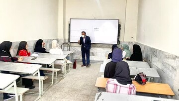 اولین جلسه مدرسه تابستانه موزه فرهنگ و تاریخ در زنجان برگزار شد