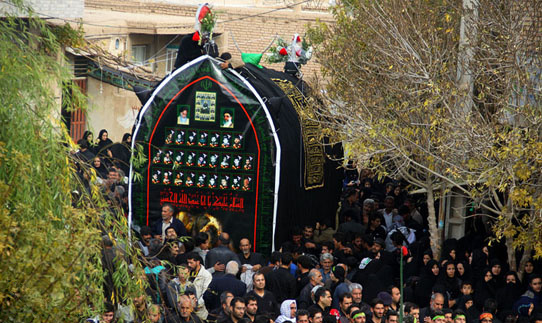 دیزج شاهرود و اجماع بزرگ نخلگردانی روز دهم محرم