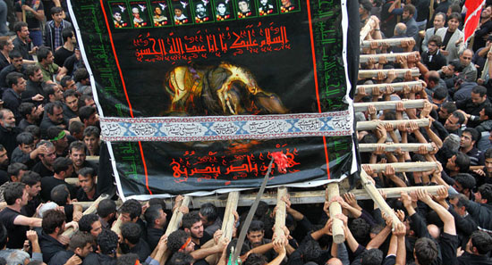 دیزج شاهرود و اجماع بزرگ نخلگردانی روز دهم محرم