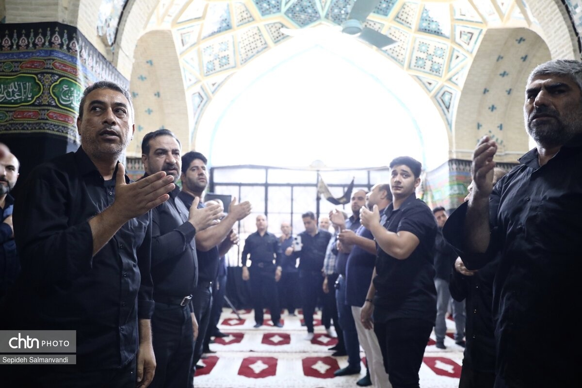 باززندهسازی آیینهای عاشورایی شوشتر/ پیرغلامان حسینی شهرستان تجلیل شدند