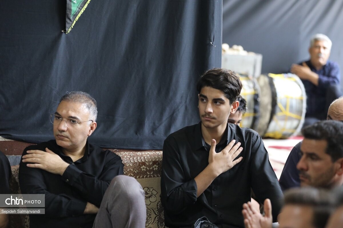 باززندهسازی آیینهای عاشورایی شوشتر/ پیرغلامان حسینی شهرستان تجلیل شدند