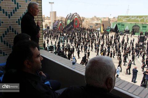 حضور نماینده مردم اردکان و مدیر کل میراث فرهنگی، گردشگری و صنایع دستی استان یزد در مراسم عاشورای حسینی حسینیه کوشکنو اردکان