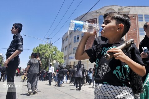 عزاداری پرشور عاشقان حسینی در شهرستان بجنورد خراسان شمالی