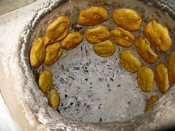 پخت نان محلی فطیر طالقان