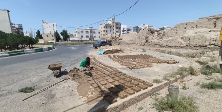 مرمت دیوار باروی دامغان آغاز شد