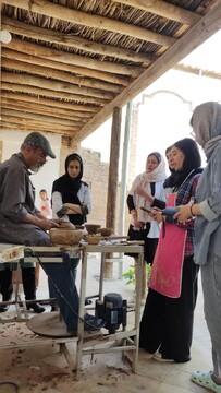 برگزاری دوره آموزشی سفالگری سنتی در تویسرکان همدان