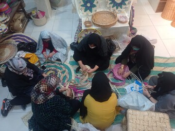 دوره آموزشی شاغلین صنایع‌دستی در بوشهر