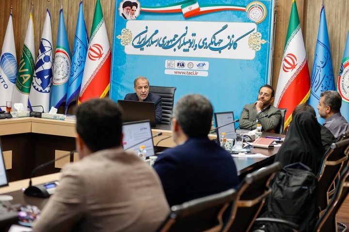 فرآیند ورود خودروهای مسافران و گردشگران خارجی با پلاک بینالمللی به ایران تسریع میشود فرآیند ورود خودروهای مسافران و گردشگران خارجی با پلاک بینالمللی به ایران تسریع میشود