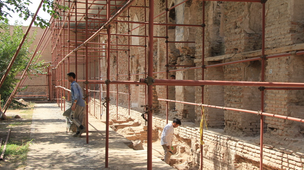 پیدایش آثار معماری دوره صفوی در کاوشهای باستانشناسی دولتخانه صفوی قزوین