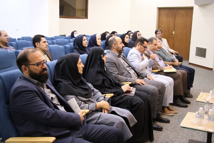 افتتاح سامانه یکپارچه مدیریت اطلاعات پژوهش و فناوری پژوهشگاه میراثفرهنگی و گردشگری