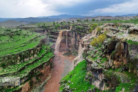 تخت چو  لرستان، زیبایی باورنکردنی (آمازون ایران)