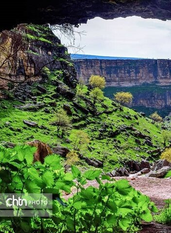 تخت چو  لرستان، زیبایی باورنکردنی (آمازون ایران)