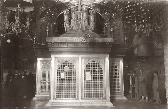 قدیمیترین ضریح امام حسین (ع) کجا نگهداری میشود؟/ این موزه شما را به دل تاریخ میبرد