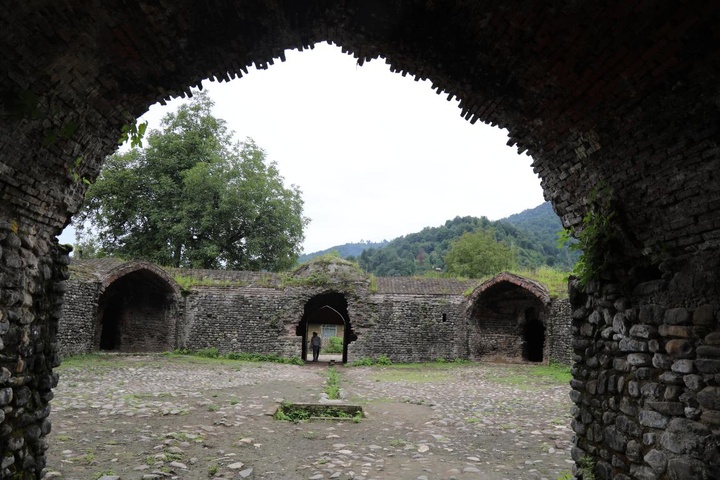 مرمت کاروانسرای تی تی