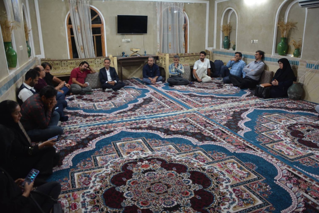 برگزاری نشست هماندیشی اقامتگاههای بومگردی استان یزد