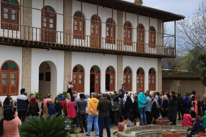 صدور کارت راهنمای گردشگری برای ۲ متقاضی در استان گلستان