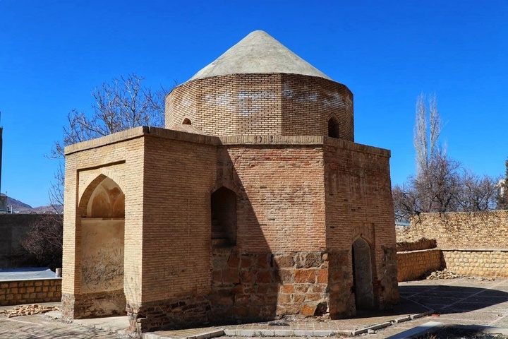 روستای تاریخی انجدان