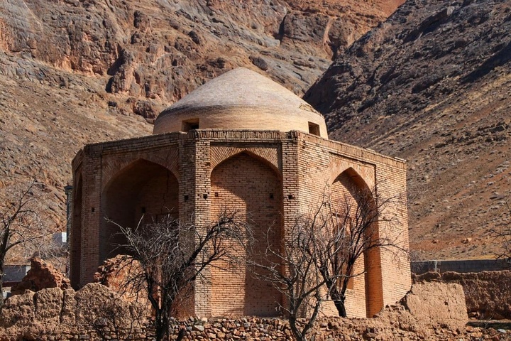 روستای تاریخی انجدان