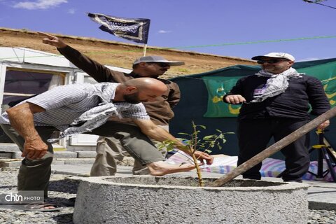 خدمات‌رسانی به زائران اربعین در تمرچین پیرانشهر