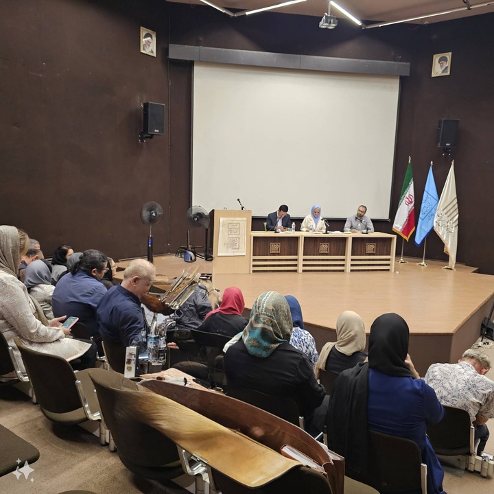 اولین نشست تخصصی کارگروه صنایع‌دستی با معاون صنایع‌دستی استان تهران برگزار می‌شود